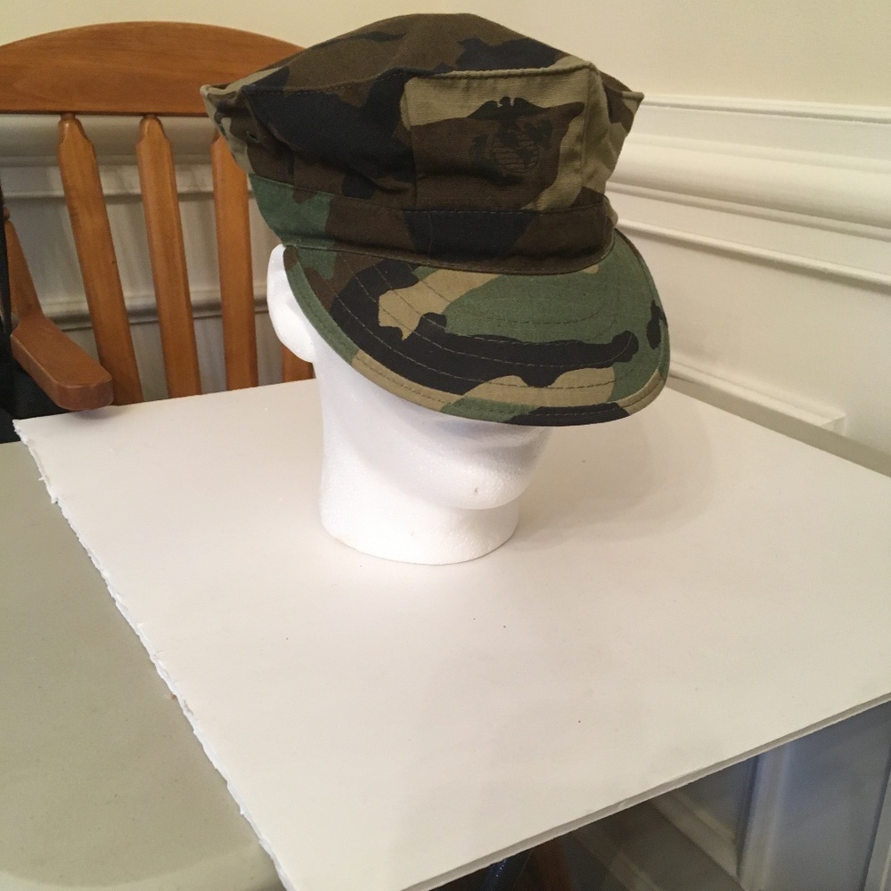 US Woodland Camo Marine Corps Utility Cap w Emblem -- Size XL